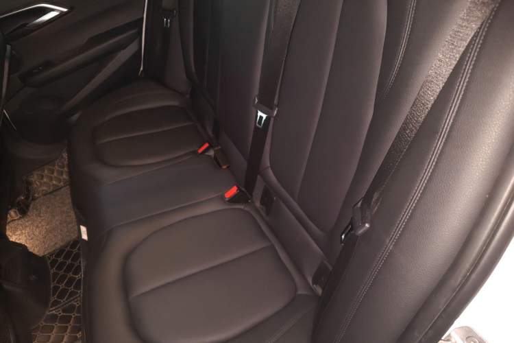 Used BMW 1 Series 2018 118i Sport Edition Interior 4