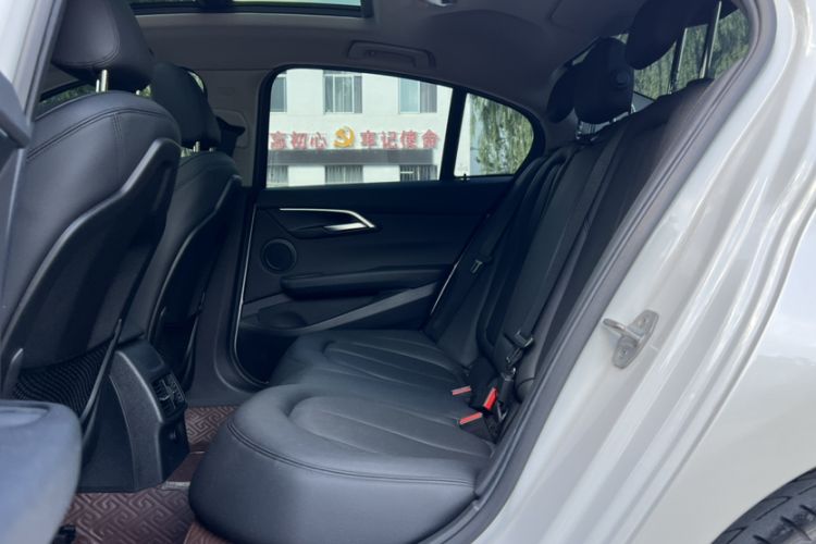 Used BMW 1 Series 2018 120i Design Package Model Interior 5