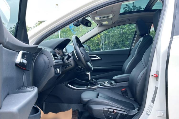 Used BMW 1 Series 2018 Restyled 120i Design Package Edition Interior 5