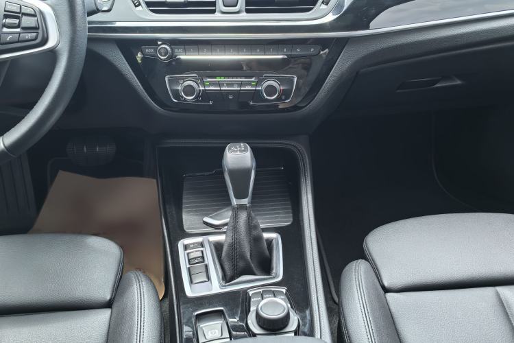 Used BMW 1 Series 2018 118i Sport Edition Interior 6