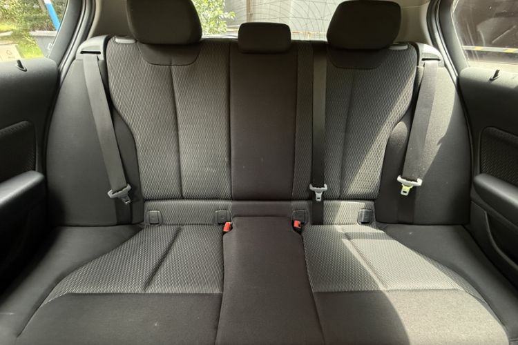 Used BMW 1 Series 2018 118i Leading Model Interior 8