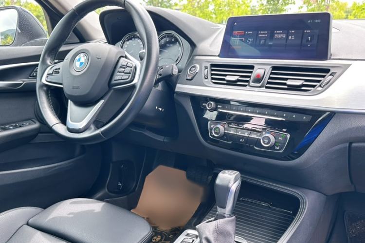 Used BMW 1 Series 2018 Restyled 120i Design Package Edition Interior 8