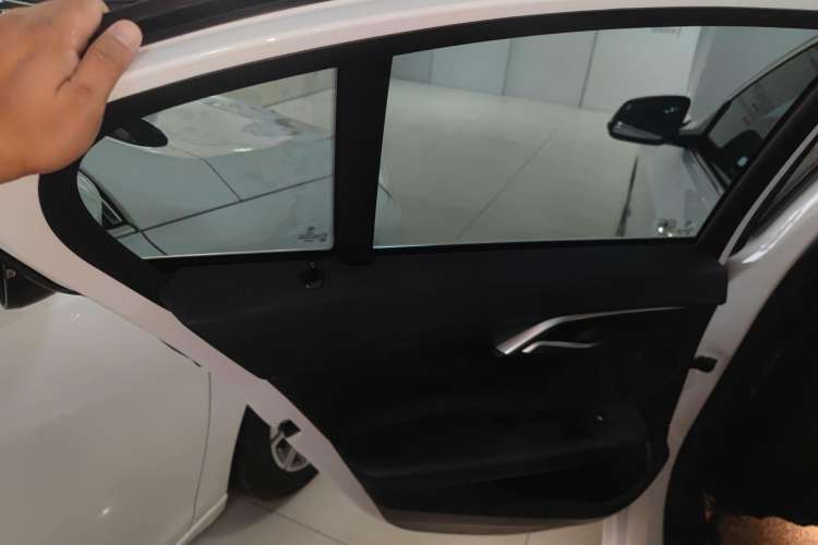 Used BMW 1 Series 2018 118i Sport Edition Interior 8