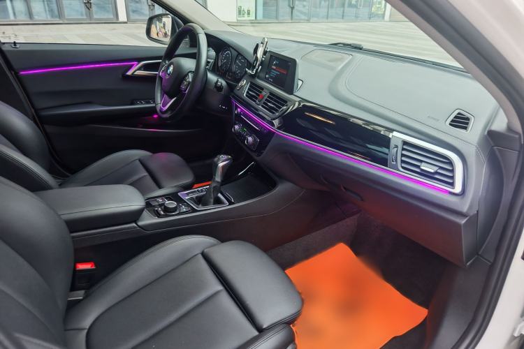 Used BMW 1 Series 2018 Facelifted 118i Sport Edition Interior 9