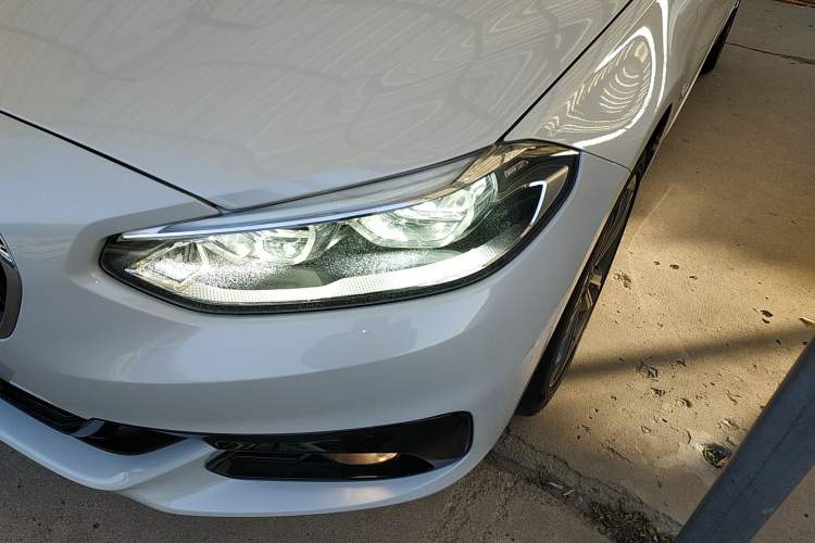 Used BMW 1 Series 2018 118i Sport Edition Left Front Headlight