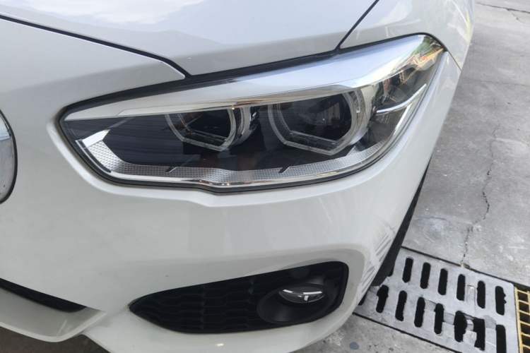 Used BMW 1 Series 2018 120i M Sport Package Left Front Headlight