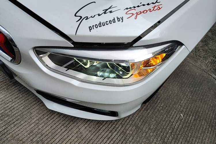 Used BMW 1 Series 2018 118i Sport Design Package Left Front Headlight
