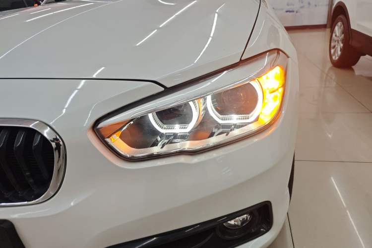 Used BMW 1 Series 2018 118i Sport Design Package Left Front Headlight