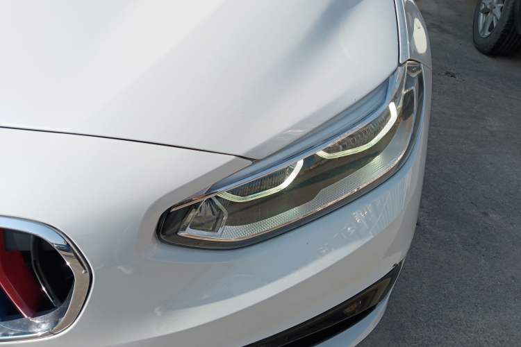 Used BMW 1 Series 2018 118i Sport Edition Left Front Headlight