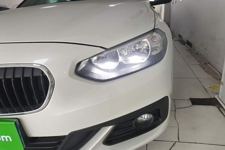 Used BMW 1 Series 2018 Revised 118i Fashion Edition Left Front Headlight