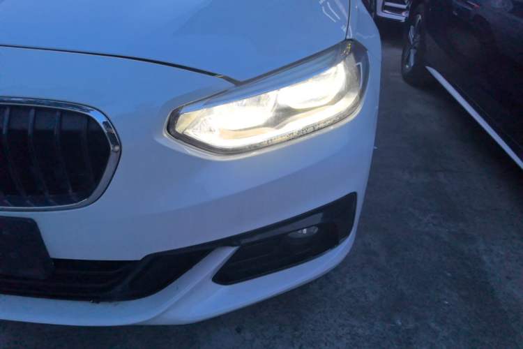 Used BMW 1 Series 2018 118i Sport Edition Left Front Headlight