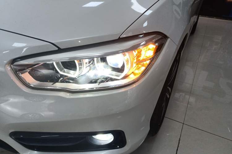 Used BMW 1 Series 2018 118i Sport Design Package Left Front Headlight