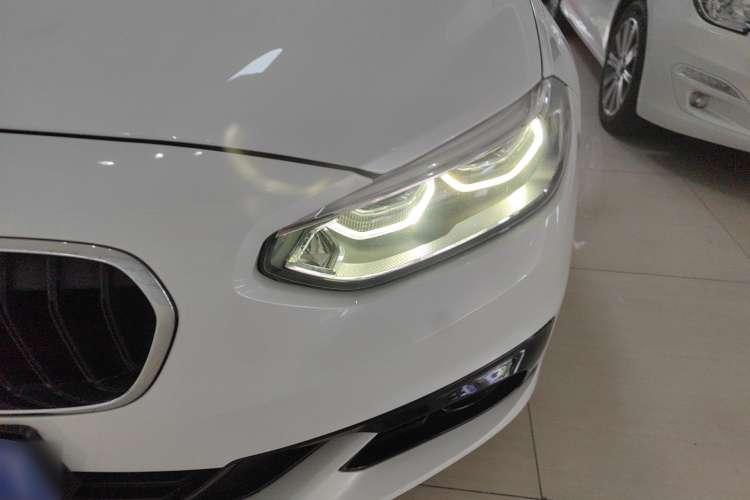 Used BMW 1 Series 2018 118i Sport Edition Left Front Headlight