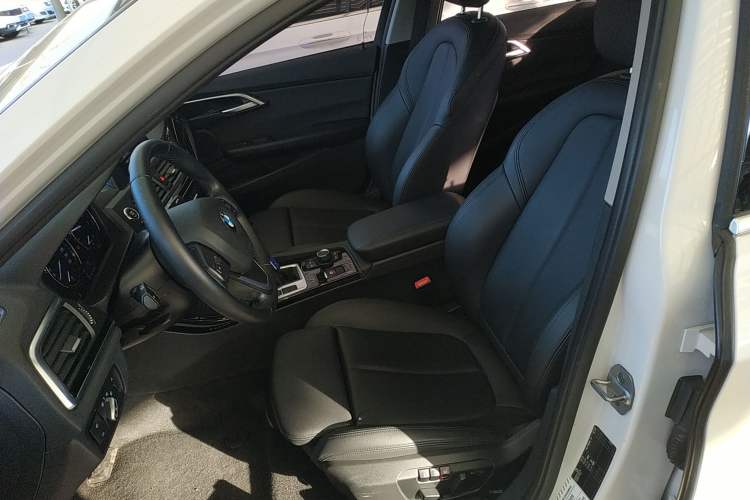 Used BMW 1 Series 2018 118i Sport Edition Left Front Seat