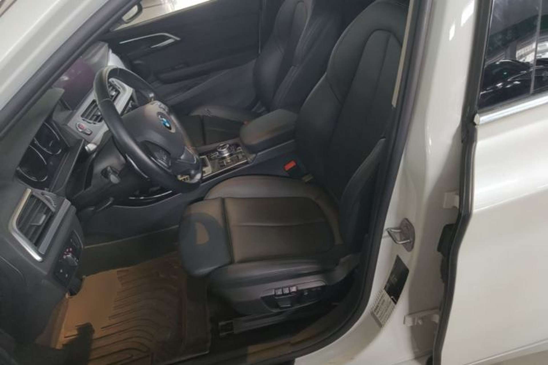 Used BMW 1 Series 2018 120i Design Package Model Left Front Seat