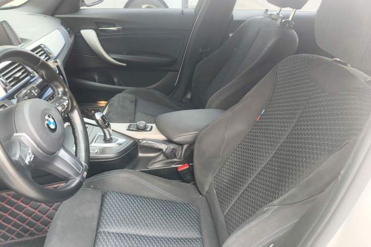 Used BMW 1 Series 2018 120i M Sport Package Left Front Seat