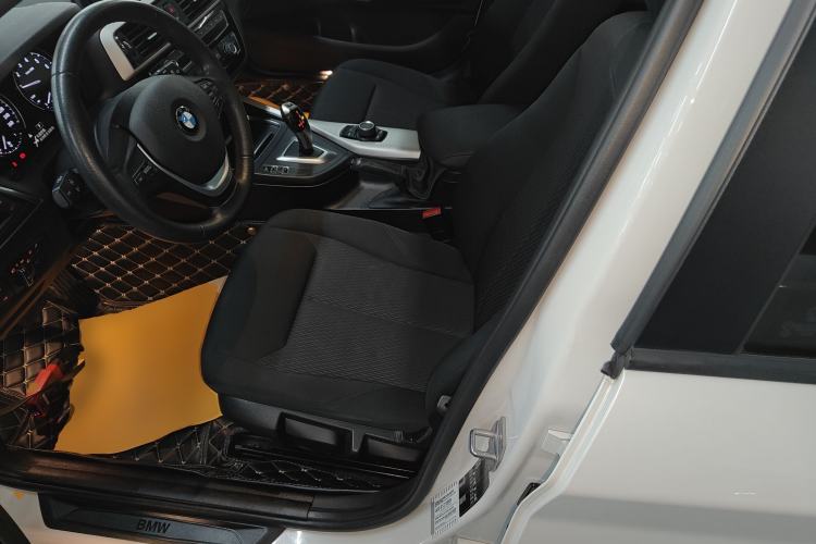 Used BMW 1 Series 2018 118i Leading Model Left Front Seat