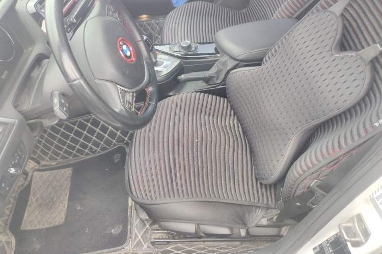 Used BMW 1 Series 2018 118i Sport Design Package Left Front Seat