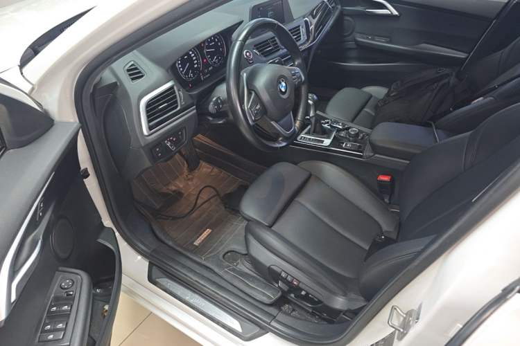 Used BMW 1 Series 2018 118i Sport Edition Left Front Seat