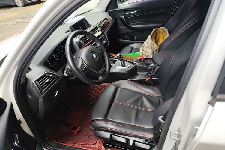 Used BMW 1 Series 2018 118i Sport Design Package Left Front Seat