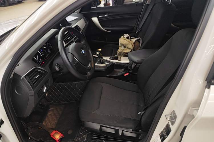 Used BMW 1 Series 2018 118i Leading Model Left Front Seat