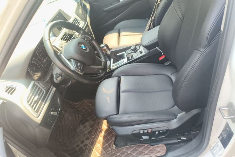 Used BMW 1 Series 2018 118i Sport Edition Left Front Seat