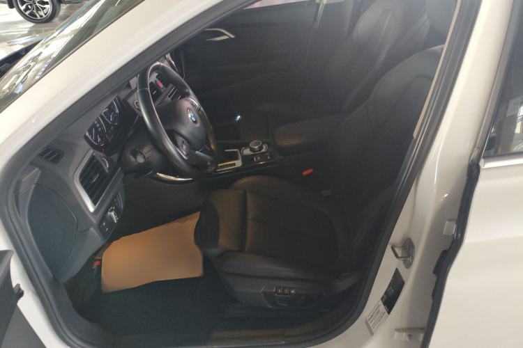 Used BMW 1 Series 2018 118i Sport Edition Left Front Seat