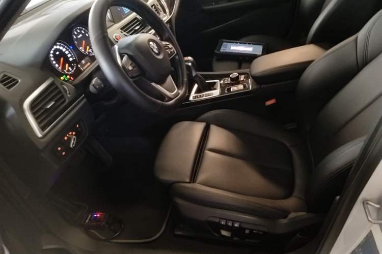 Used BMW 1 Series 2018 118i Sport Edition Left Front Seat