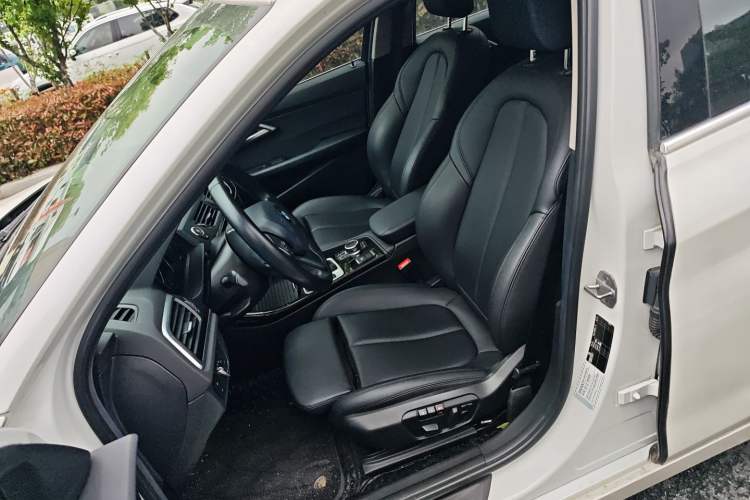 Used BMW 1 Series 2018 Facelifted 118i Design Package Edition Left Front Seat