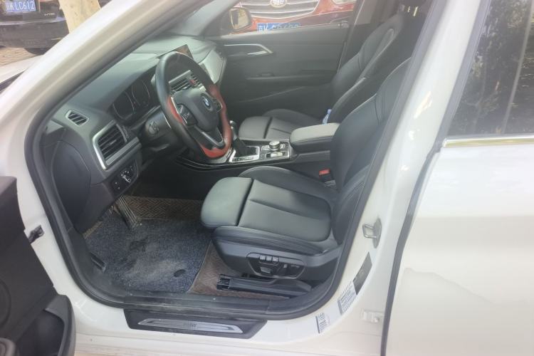 Used BMW 1 Series 2018 120i Design Package Model Left Front Seat
