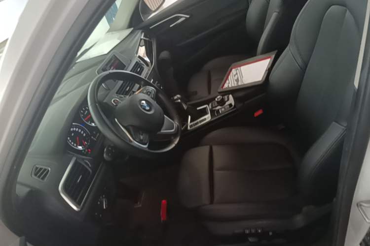 Used BMW 1 Series 2018 118i Sport Edition Left Front Seat