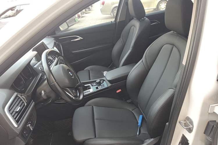 Used BMW 1 Series 2018 118i Sport Edition Left Front Seat