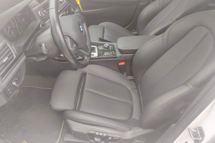 Used BMW 1 Series 2018 118i Sport Edition Left Front Seat