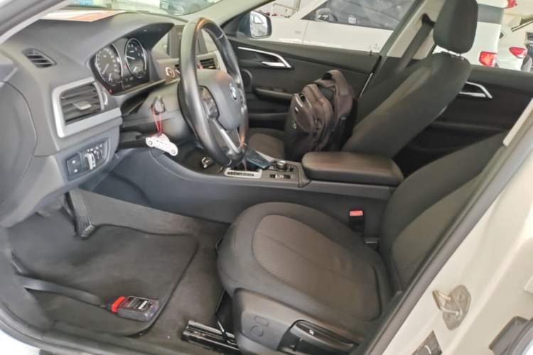 Used BMW 1 Series 2018 118i Fashion Model Left Front Seat