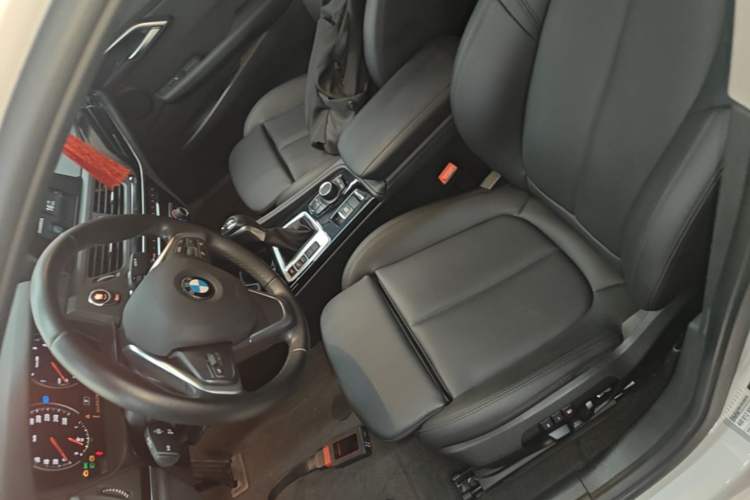 Used BMW 1 Series 2018 118i Sport Edition Left Front Seat
