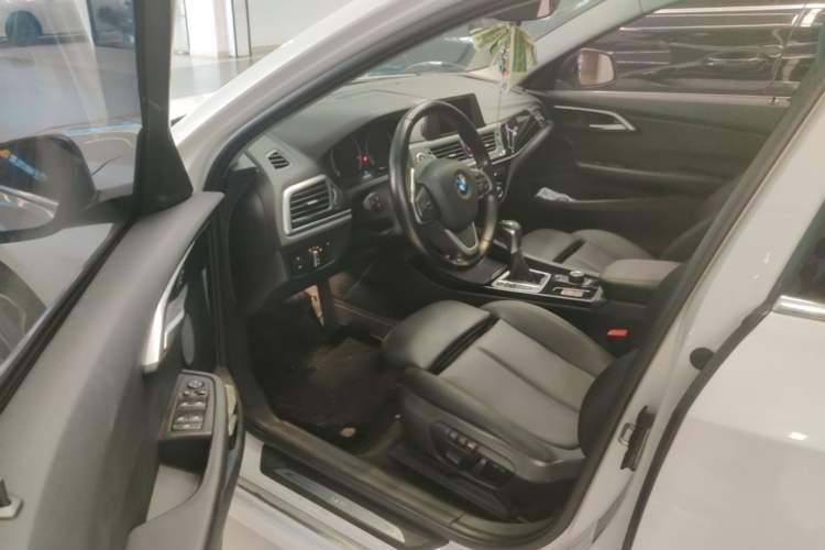 Used BMW 1 Series 2018 118i Sport Edition Left Front Seat