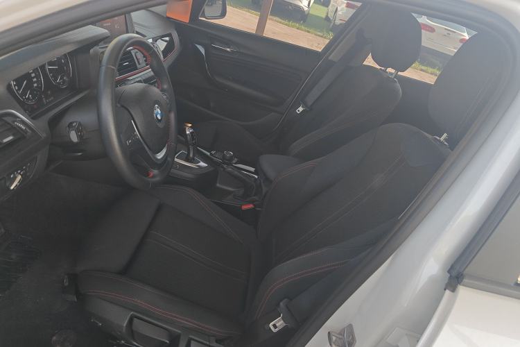 Used BMW 1 Series 2018 118i Sport Design Package Left Front Seat