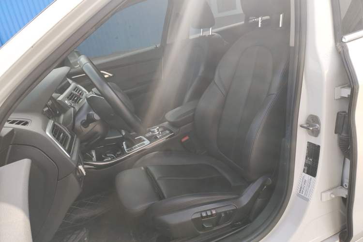 Used BMW 1 Series 2018 118i Design Package Edition Left Front Seat