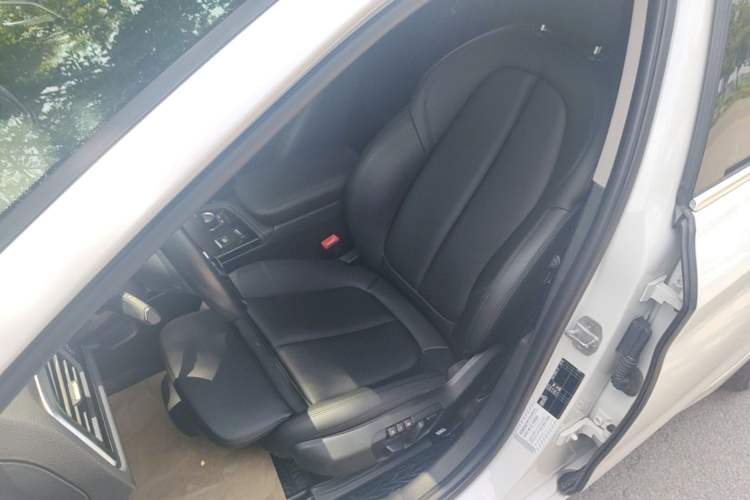 Used BMW 1 Series 2018 118i Sport Edition Left Front Seat