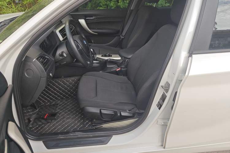Used BMW 1 Series 2018 118i Leading Model Left Front Seat