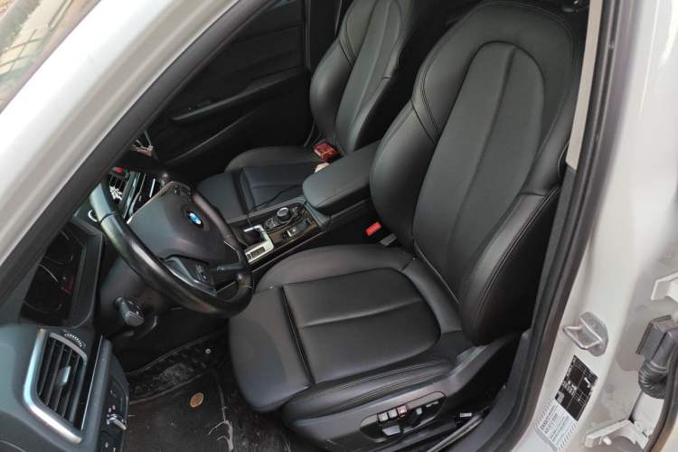 Used BMW 1 Series 2018 118i Sport Edition Left Front Seat