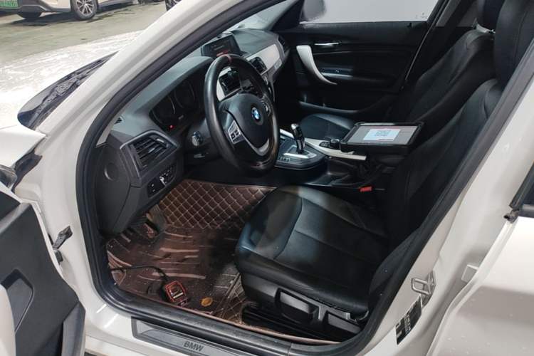 Used BMW 1 Series 2018 118i Leading Model Left Front Seat