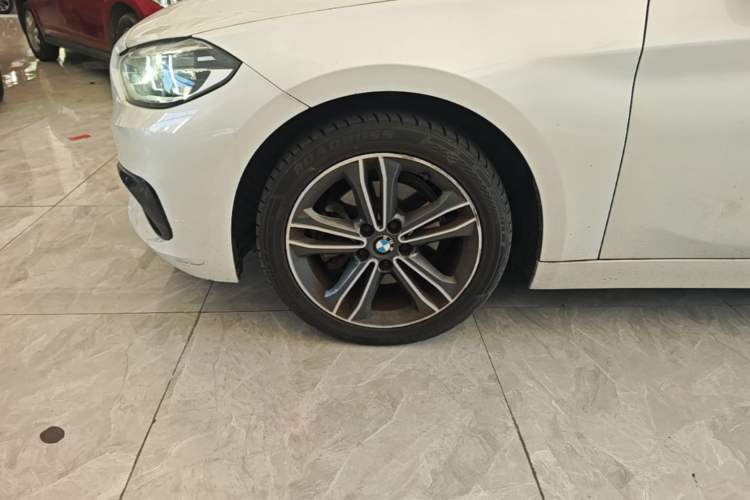 Used BMW 1 Series 2018 Facelifted 118i Sport Edition Left Front Wheel Hub