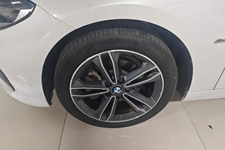 Used BMW 1 Series 2018 118i Sport Edition Left Front Wheel Hub