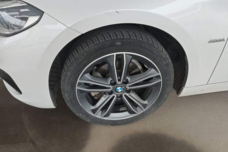 Used BMW 1 Series 2018 118i Sport Edition Left Front Wheel Hub