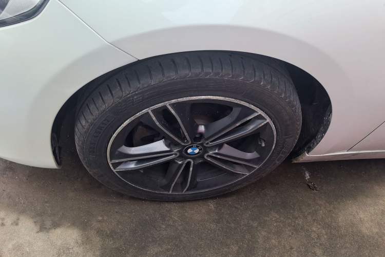 Used BMW 1 Series 2018 118i Sport Edition Left Front Wheel Hub
