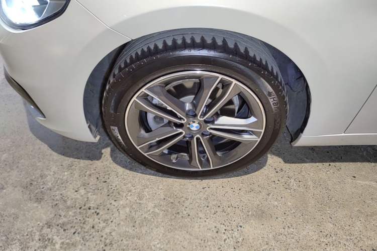 Used BMW 1 Series 2018 Facelifted 118i Sport Edition Left Front Wheel Hub