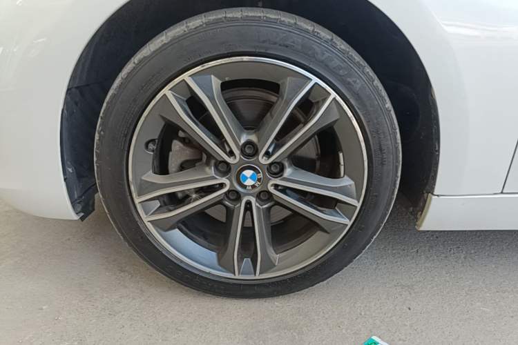 Used BMW 1 Series 2018 Facelifted 118i Sport Edition Left Front Wheel Hub