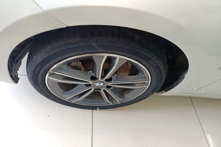 Used BMW 1 Series 2018 118i Sport Edition Left Front Wheel Hub