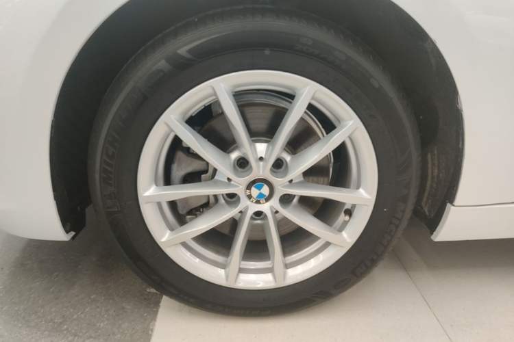 Used BMW 1 Series 2018 118i Fashion Model Left Front Wheel Hub